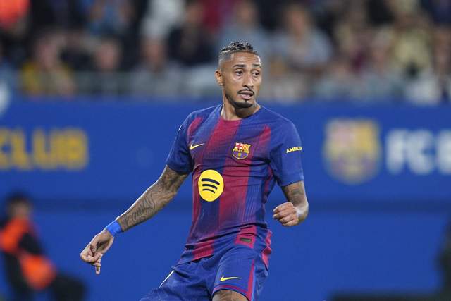 双方都有王, 袭击 双方都有王, 袭击