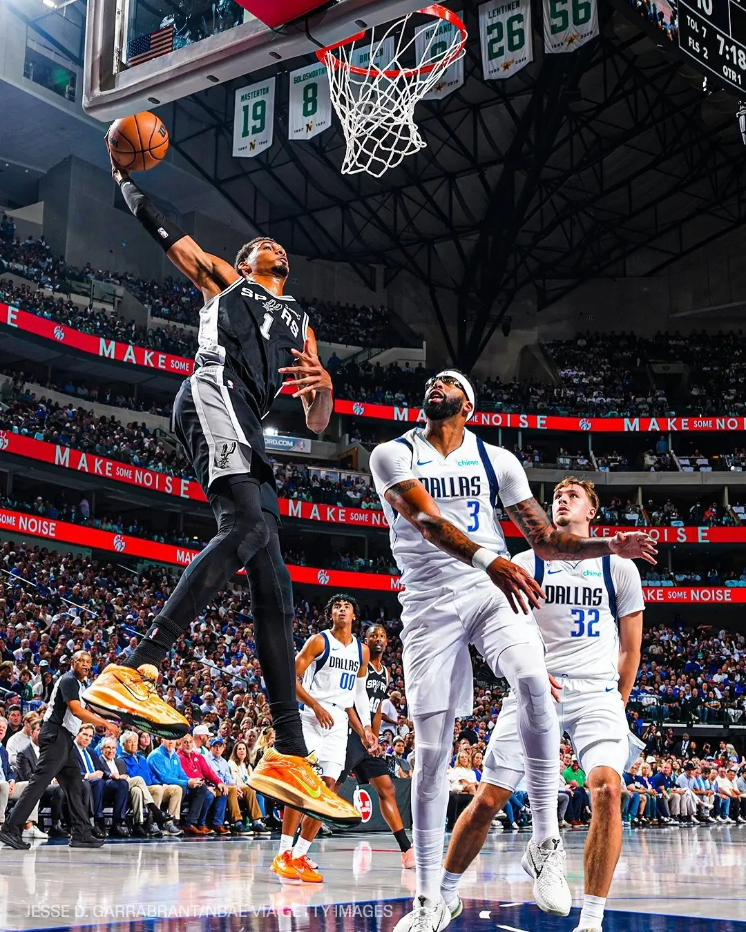 媒体纷纷发, 竞争总冠军 媒体纷纷发, 竞争总冠军