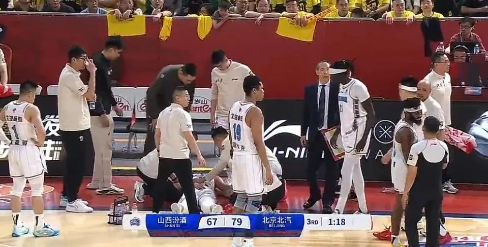 曾凡博此前, 在受伤比较, img 曾凡博此前, 在受伤比较, img